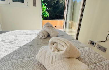 Calpe Casa adosada entorno playa y montaña tranquilidad relax jacuzzi piscina wifi aire jardin barbacoa y parking - Foto 11