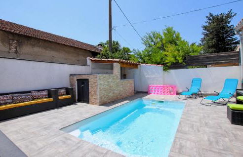 Awesome Home In Morières Les Avignon - Foto 2