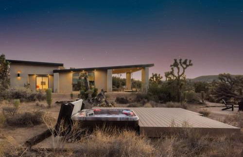 Skyline Ridge- Modern Residence w Sprawling Views - Foto 11