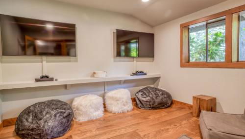 Ski House 245 - Meredith Lodging - Photo 3