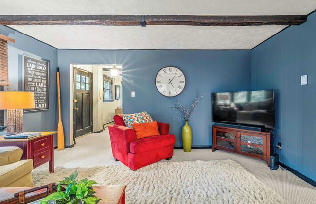 Double Diamond Lodge by Avantstay Group Escape w/ Firepit, Patio, Activities - Foto 9