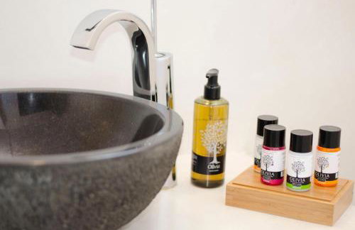 Kampanario Luxury Two-Bedroom Villa with Private Jacuzzi - Foto 57