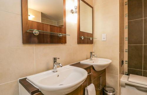 Cosy Corner in the Lakes - Photo 15