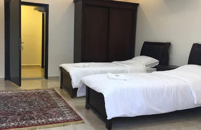 Sultan Home - Photo 2