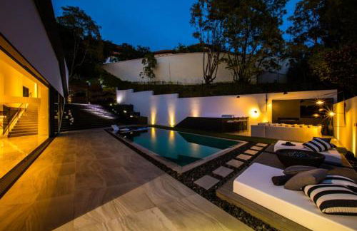 Beverly Hills Luxurious 4BR Villa with Pool and Views - Foto 72