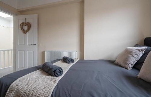 Large cosy house - free on street parking - Foto 30