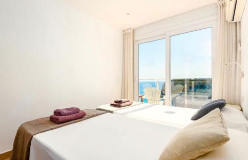 Seafront Villa Bellavista with heated pool by DadoVillas - Foto 22