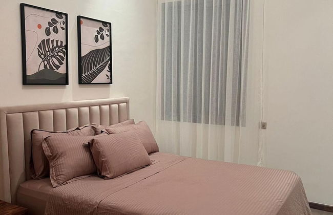 2 Bed Apartment - Balcony, Parking, Wifi - Photo 3