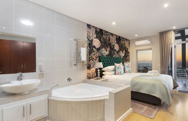 Penthouse F23 Seaside Village - Photo 16