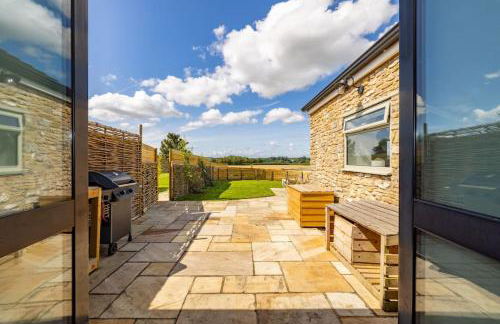 Luxurious Complex: 2 barns together edge of Frome - Photo 49