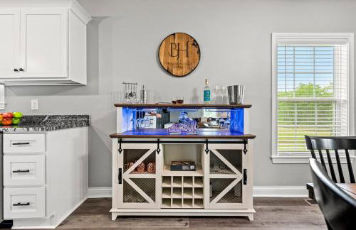 Spacious Home 4BR Fire Pit, Patio Hot Tub - Foto 21