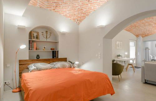 Exklusiv: Historisches Apartment mit Deckengewölbe - Foto 6