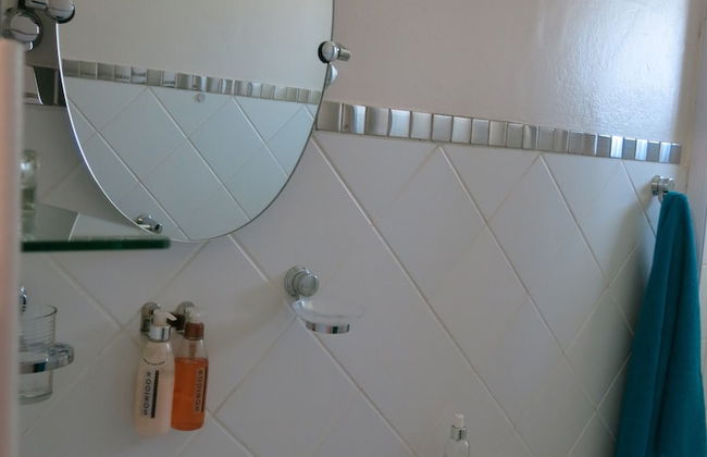 Cherry Lane Self Catering BB - 1 Bedroom Bathroom With Shower for 4 Guests - Foto 15