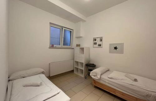 Private Souterrain Apartment in the green of Berlin - Foto 7