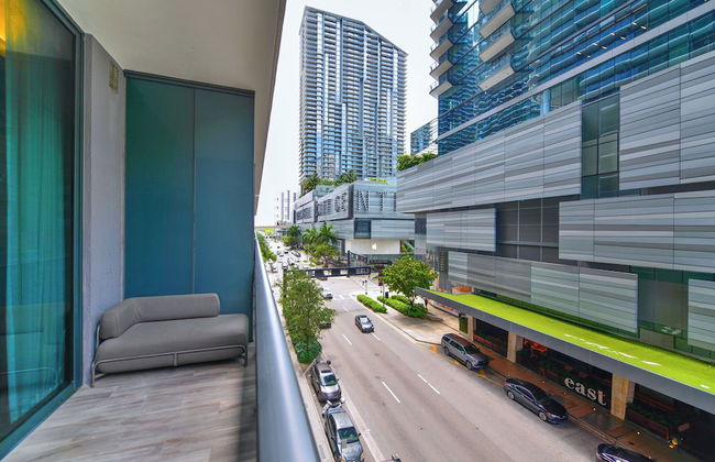 Luxury Suites in Brickell - Photo 37