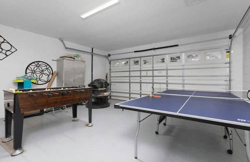 Indian Ridge Home w/ Private Pool & Game Room near Disney - Photo 40