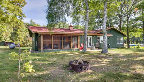 Lakefront Walker Home with Boat Dock and Lift! - Foto 3