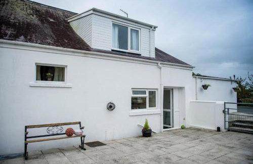 Awel Taf - A well-appointed cottage comfortably accommodates up to six guests - Foto 16