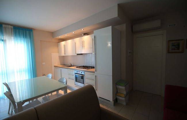 Apartment 30 Meters From the sea With 8 Beds With Full sea View - Foto 13