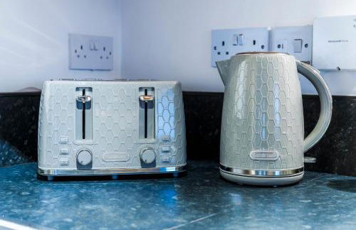 2BR Modern Flat With Free Parking - Foto 11