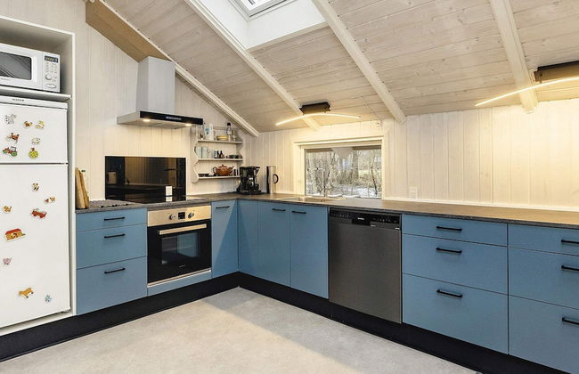 4 Person Holiday Home in Martofte - Photo 3