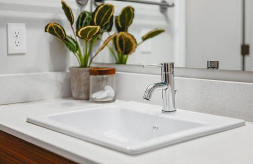 NEW Great Escape 404 2BR Condo Near Downtown and Bay - Photo 22