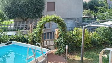 Once Upon a Time - Foto 2, Garden