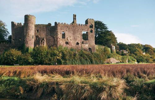 Gwalia House - A Luxurious Townhouse in the Heart of Laugharne - Photo 18