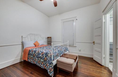 Spacious Historical 2 Bed House - Foto 12