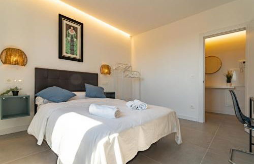 Edificio Santiago by Plaza Mayor Apartamentos - Photo 42