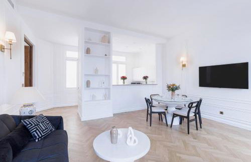 Le Suite Napoléon - Luxe et Sérénité au Cœur de Cannes - Foto 16