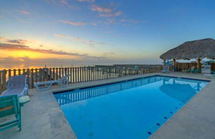 Group Getaway w/ Pool, Boat Dock 2 Homes Laguna Village Retreat by Avantstay - Foto 96