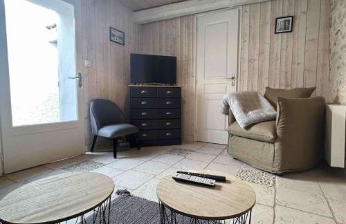 Maison de village charismatique à Saint-Georges-d'Oléron, 4 couchages, wifi gratuit - FR-1-246A-85 - Foto 10