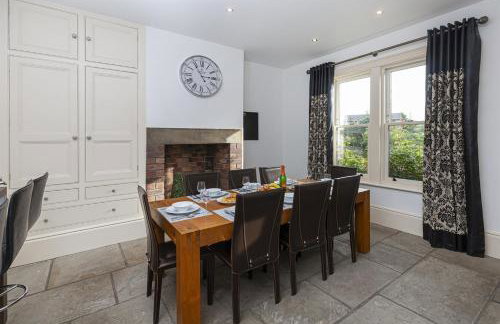 Thrushley Cottage - sleeps 7 - with roof terrace - Foto 29