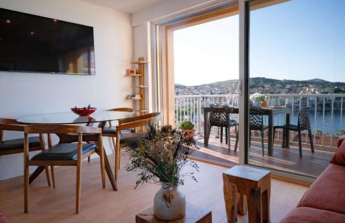 Vue Panoramique Exceptionnelle Mer, Montagne et Village l T2 Luxueux - Foto 6