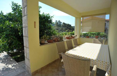 Brna Three-room apartment near the beach-Zen - Foto 7