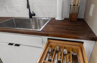 Renovated, Dog Friendly, Fenced Yard, Game RM - Foto 29