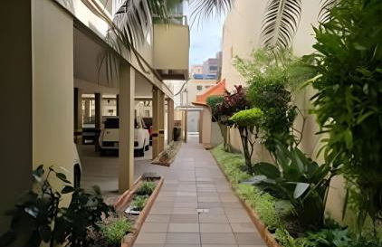 Estadia Tri - Ótima Localização, Confortável e com Garagem - Foto 9