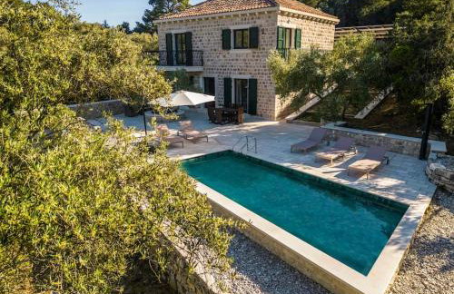 Villa VlaMar - new luxury house - Photo 1