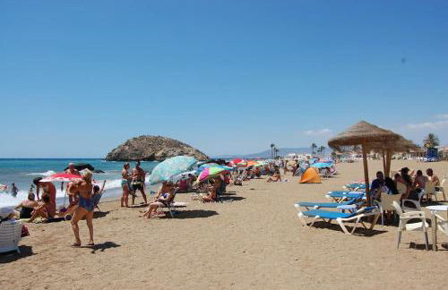 Precioso dúplex con piscina, en 1ª linea de playa - Foto 51