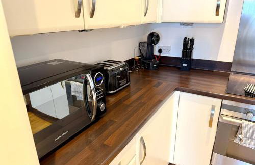 Charming 1BR Apartment In Heart of Cardiff Bay - Foto 10