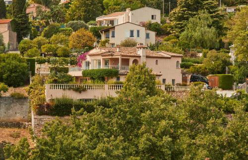 A C Villa with Pool & Jacuzzi 3BR 6P - Vallauris - Photo 34