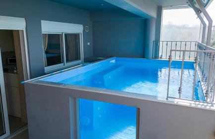 Grand Suites with Private Pools - Photo 74