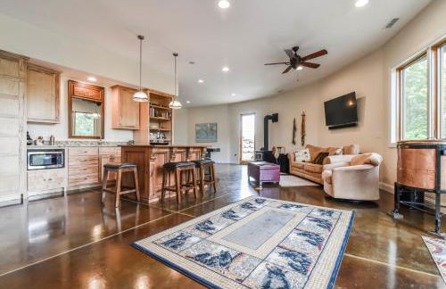 Skytop Chalet Pet Friendly, Hot Tub and Views - Foto 32