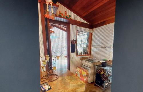 Chalé Araras Itaipava - Refúgio na Serra ,natureza ,clima fresco , ar puro - Foto 15