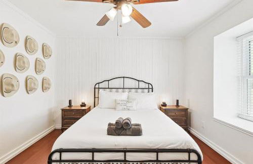 3BD Farmhouse Country Living - Pool Patio Firepit - Foto 24