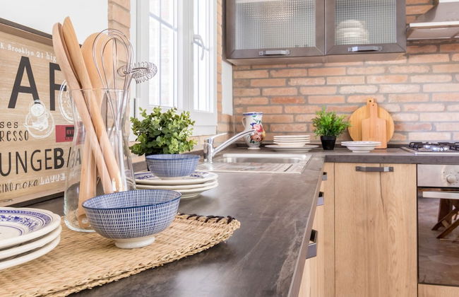 JOIVY Superb Villa For 7 W/Backyard And Bbq Area In Vaccarezza - Foto 18