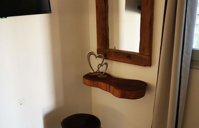 Niriides Hotel & Apartments - Photo 14