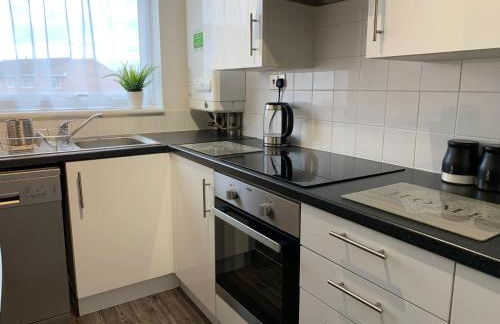 Modern Cosy Warm Home With Free Parking - Foto 10