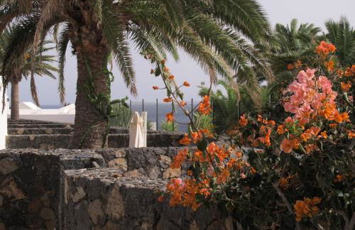 Bungalow GOA Pool view, Playa Roca residence sea front access - Free AC - Wifi - Foto 12